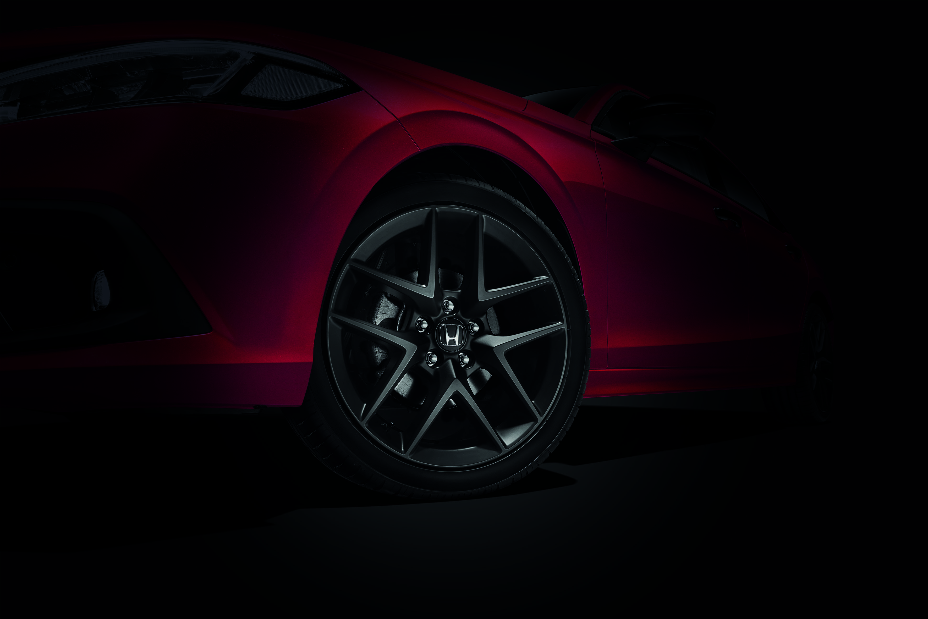 The All-New Civic features 18” Black Matte Alloy Wheels.