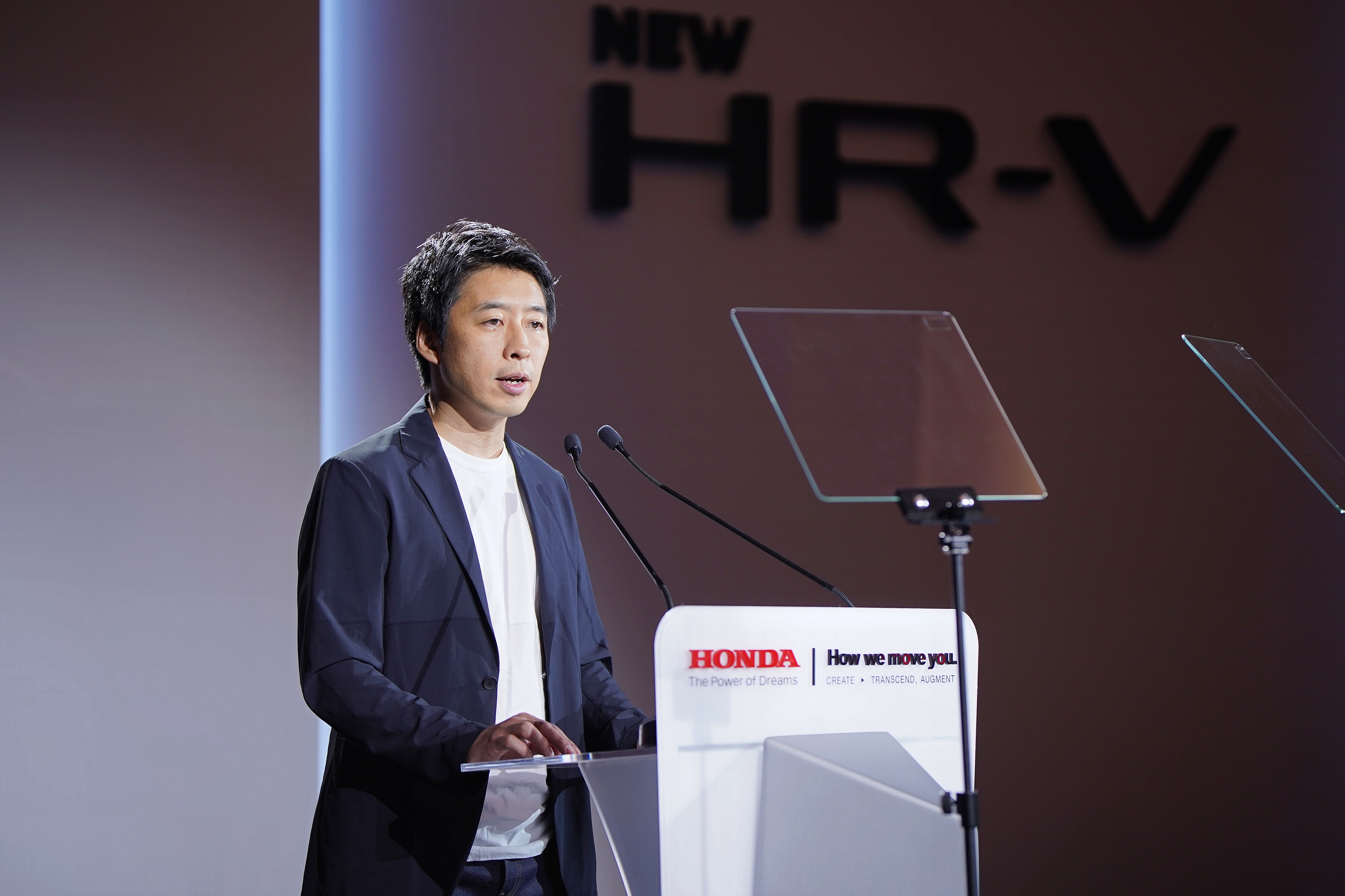 Mr. Narushi Yazaki, Managing Director & Chief Executive Officer of Honda Malaysia Sdn. Bhd. delivering his speech at The Launch of The New HR-V.